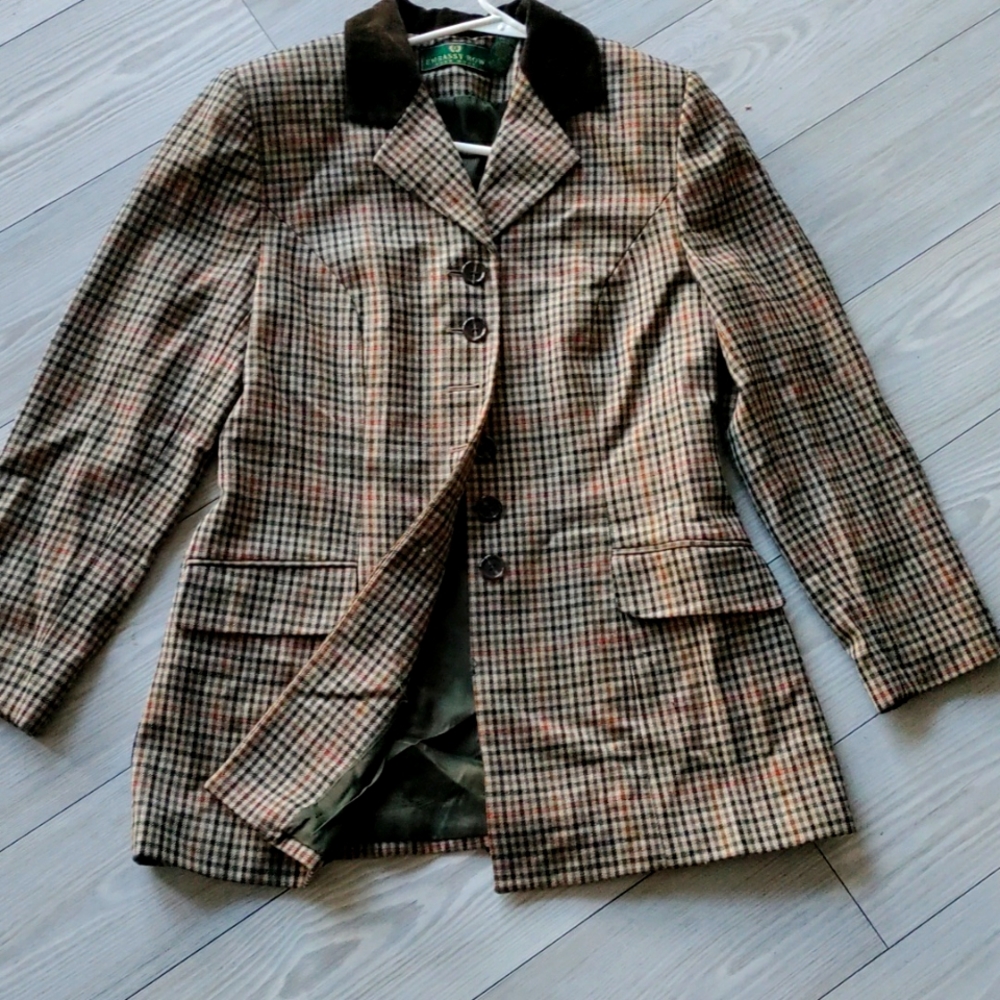 Embassy row pure wool Brown plaid jacket size 6